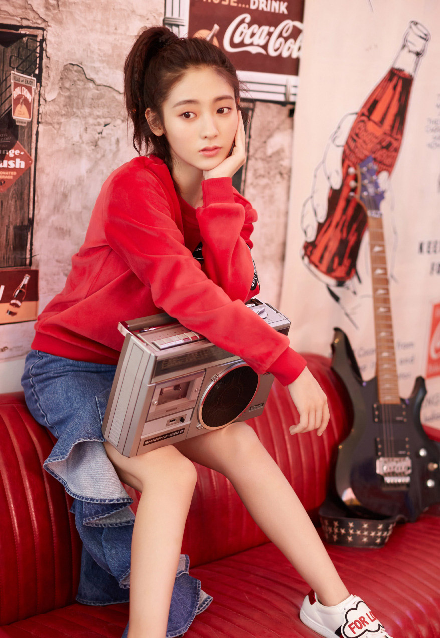 高清中国内地北京朝阳女演员邢菲清爽唯美高清桌面壁纸图片 高清中国内地北京朝阳女演员邢菲清爽唯美高清桌面壁纸图片