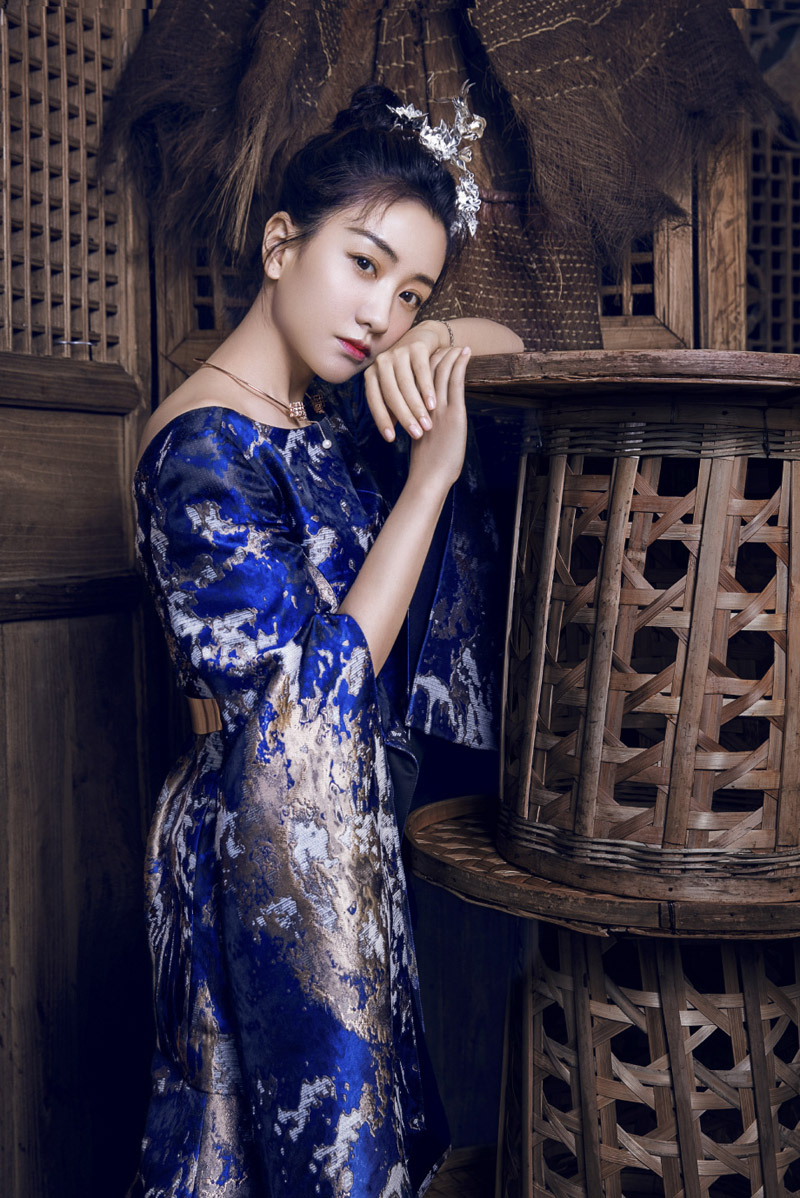 高清中国内地云南保山女演员杨蓉温婉迷人魅力写真大片图片 高清中国内地云南保山女演员杨蓉温婉迷人魅力写真大片图片