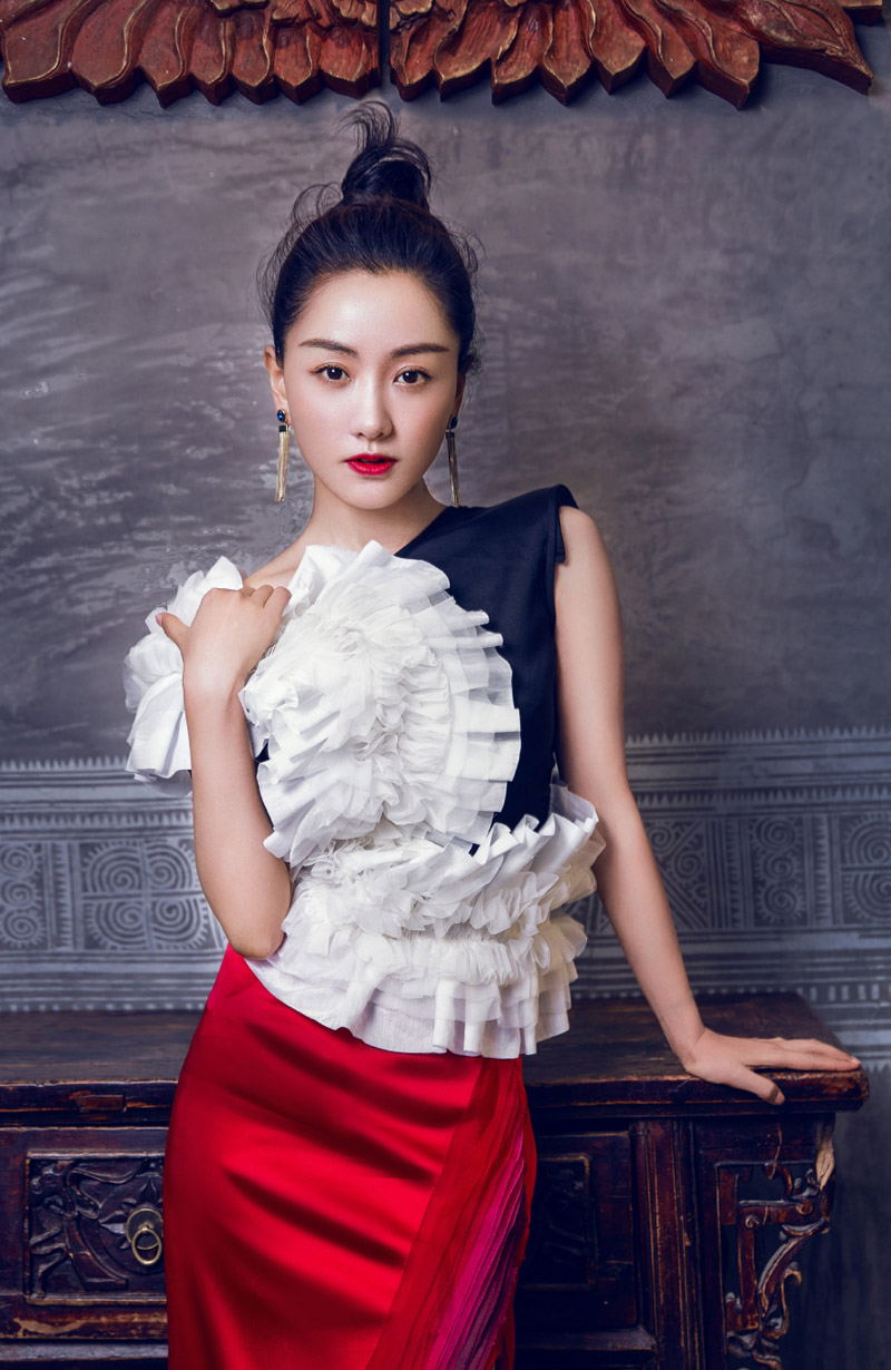 高清中国内地云南保山女演员杨蓉古风魅力写真大片图片 高清中国内地云南保山女演员杨蓉古风魅力写真大片图片
