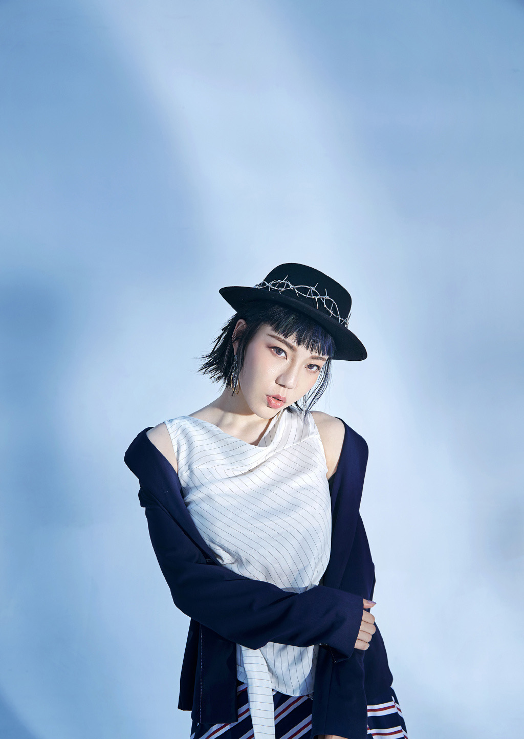 高清大陆黑龙江齐齐哈尔女演员吴莫愁性感写真图片图片