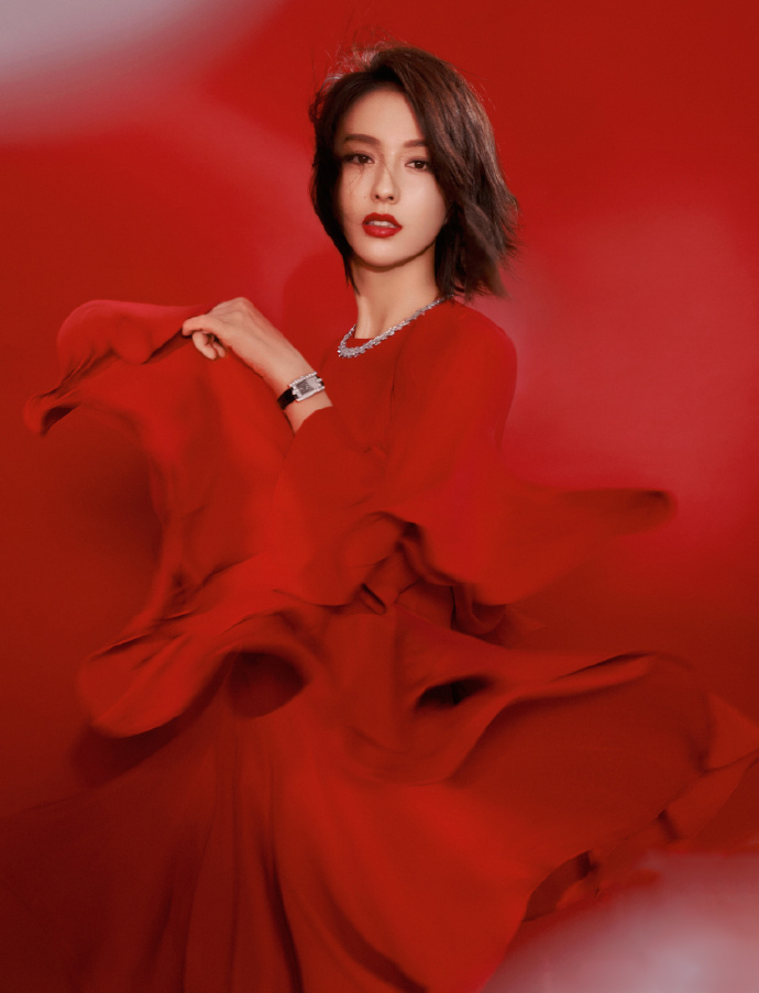 高清中国内地新疆伊犁影视女演员佟丽娅超A性感高清桌面壁纸图片