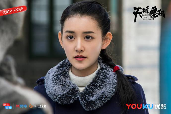 蒋依依可爱俏皮自拍照图片图片