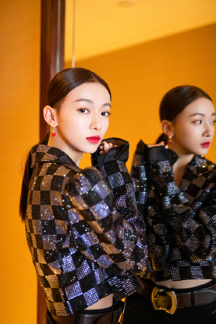高清中国内地北京人影视女演员吴谨言清新靓丽写真图片图片 高清中国内地北京人影视女演员吴谨言清新靓丽写真图片图片