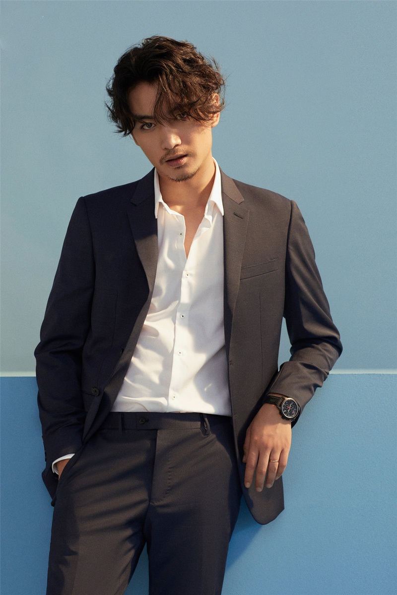 中国内地男演员陈晓秋冬儒雅写真贵族范儿十足图片