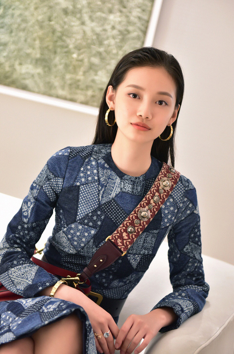 高清女星孙伊涵活动照图片图片