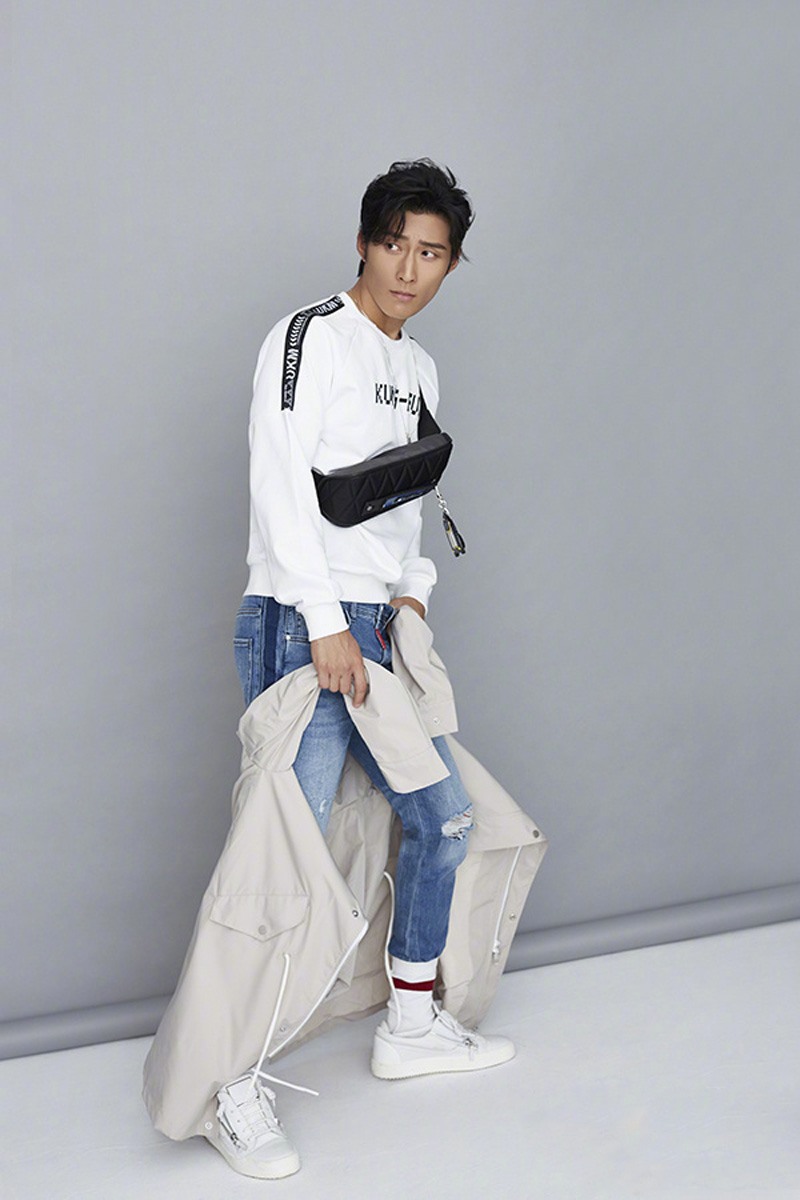 窦骁图片