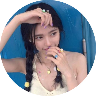 最新最流行微信网红美女性感头像图片图片