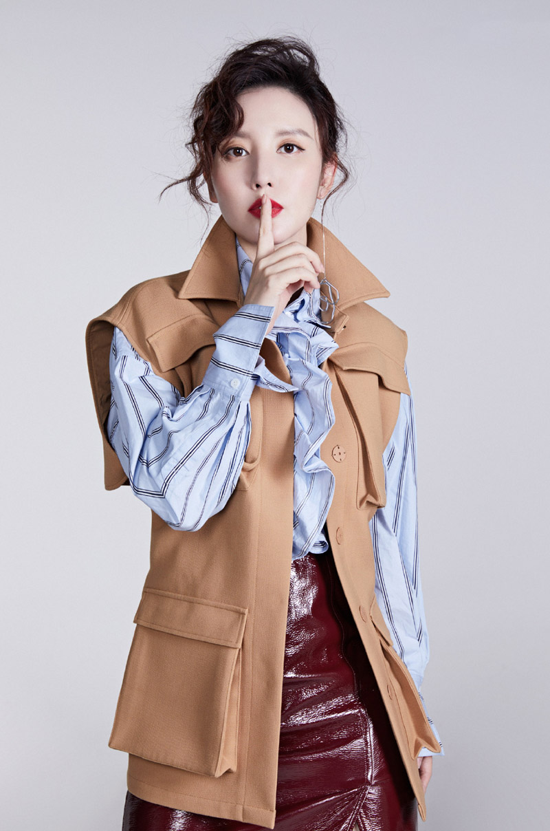 中国内地影视天津女演员张萌高清圖白皙肌肤妩媚的眼神图片
