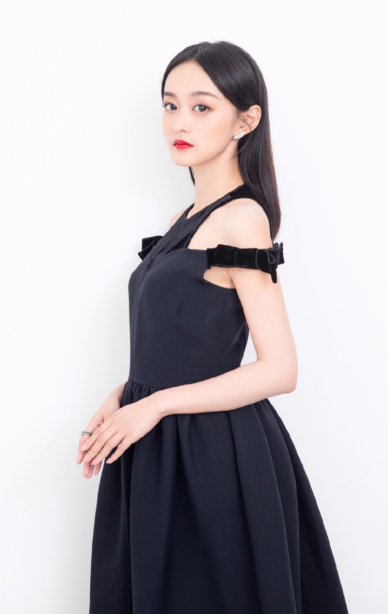 高清中国内地女演员平面模特何泓姗唯美婚纱写真图片图片