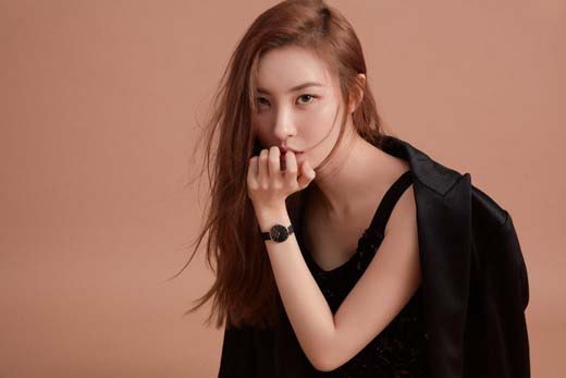 李宣美图片