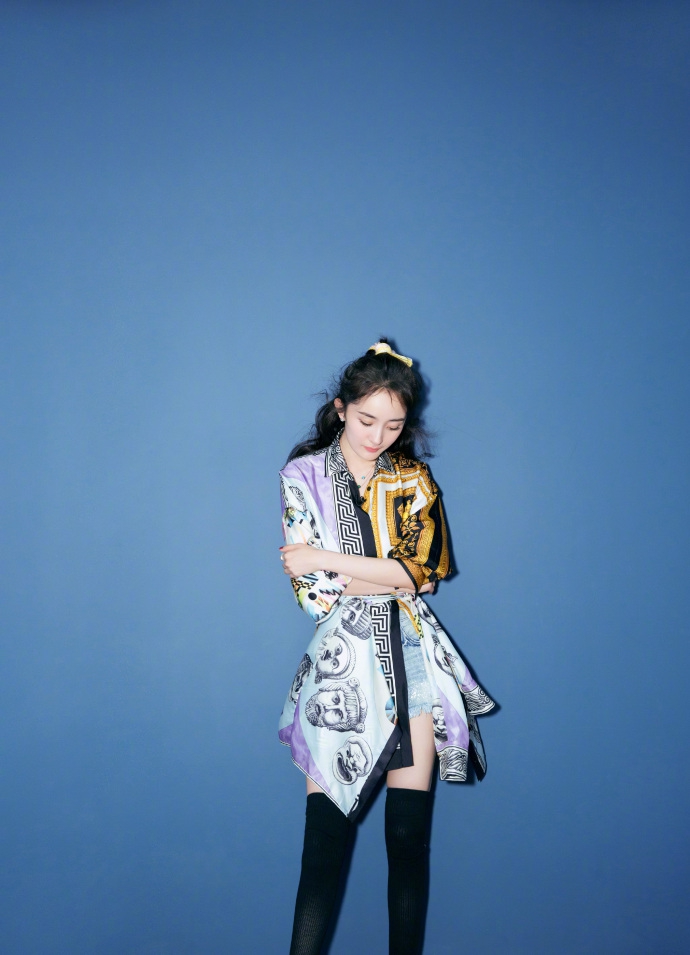 中国内地北京影视女演员杨幂成熟性感写真图片桌面壁纸图片 中国内地北京影视女演员杨幂成熟性感写真图片桌面壁纸图片