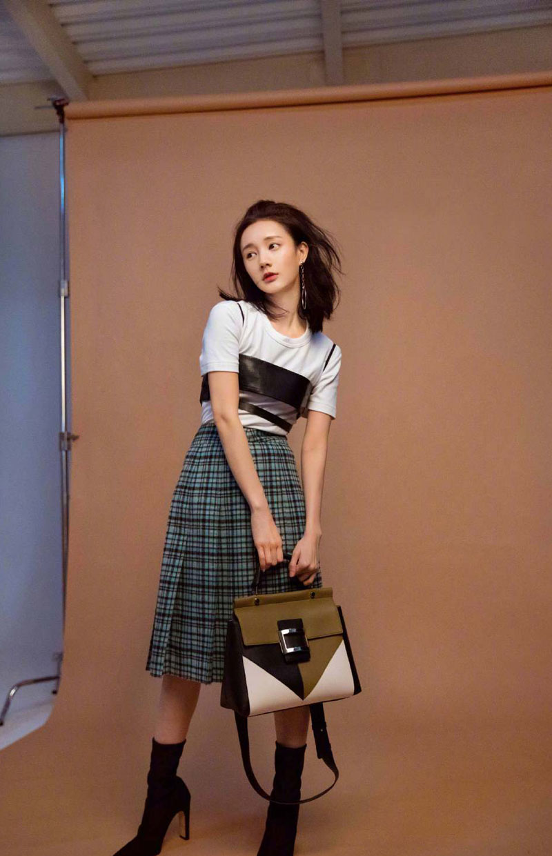 高清中国内地山东济南女演员李一桐Q清纯小公主白裙明星美女写真图片图片