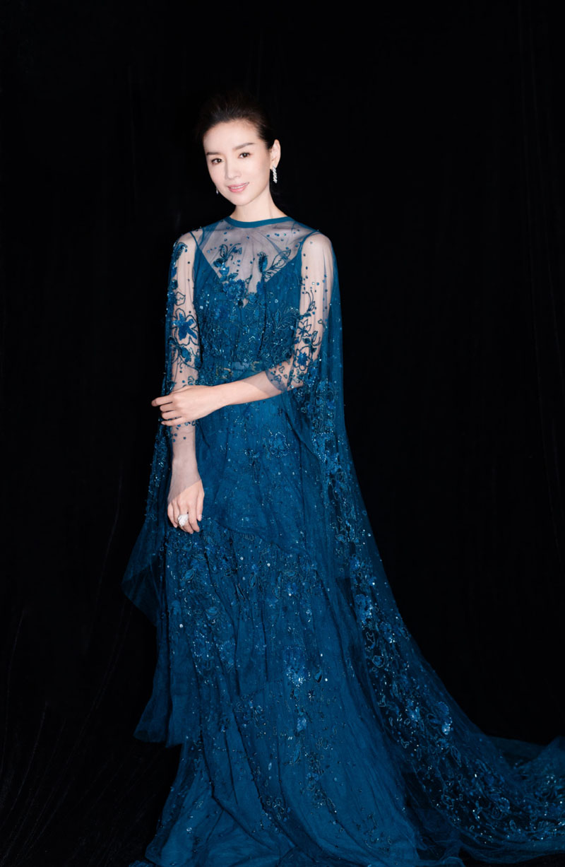 董洁及各一线女星演绎旗袍风情图片