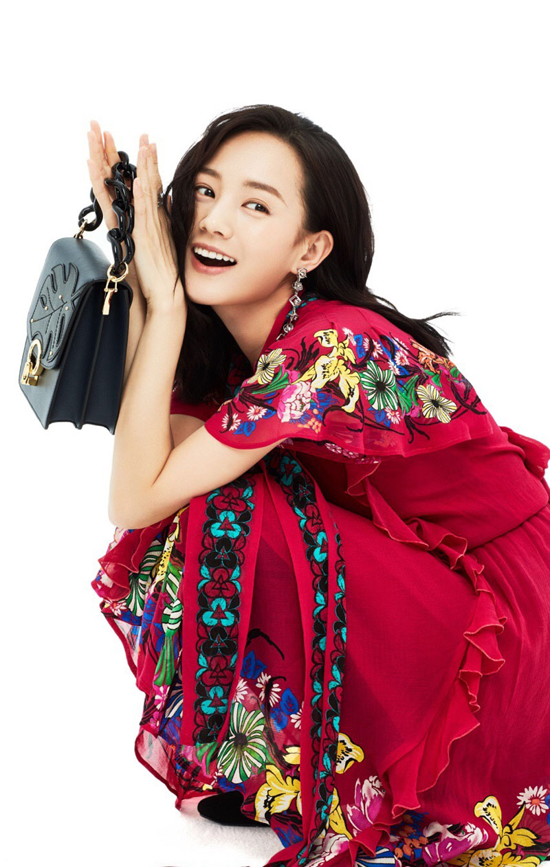 高清中国内地山东济南女演员李一桐Q清纯小公主白裙明星美女写真图片图片