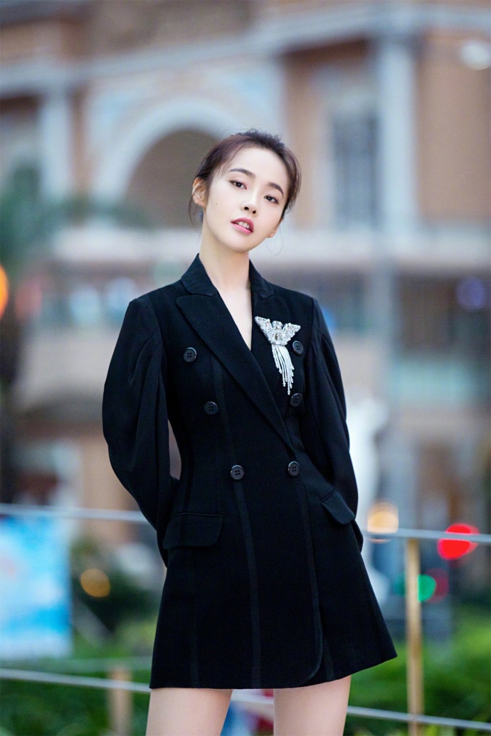 高清吉林省辽源女明星张佳宁清新白娘子造型图片图片