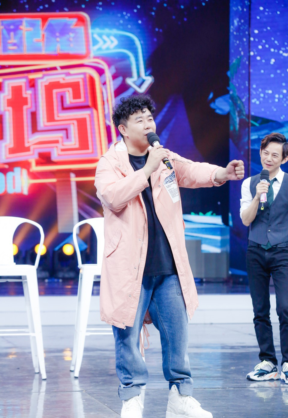 高清综艺刘恩尚快乐大本营图片图片