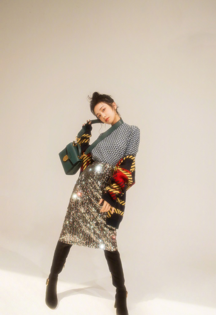 高清中国内地女演员美女姜梓新清新治愈写真图片图片