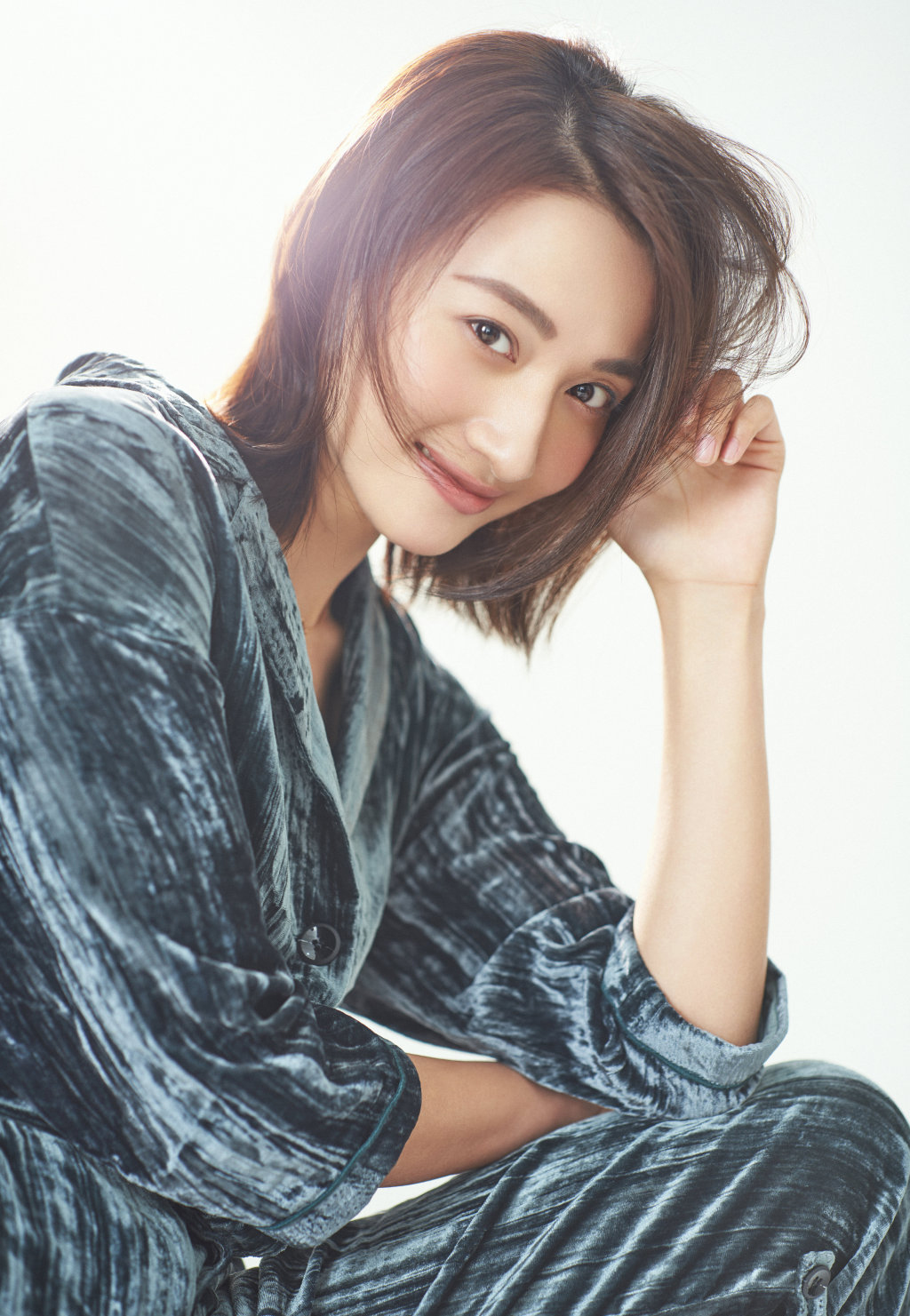 中国内地河北女演员冯文娟击剑服帅气性感图片图片 中国内地河北女演员冯文娟击剑服帅气性感图片图片
