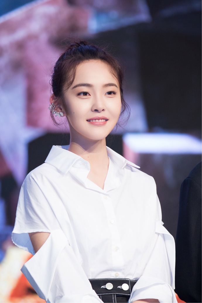 高清吉林省辽源女明星张佳宁清新白娘子造型图片图片