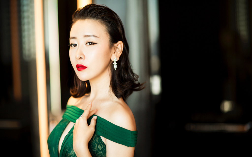 毛俊杰图片 毛俊杰大胆孕妇照图片图片