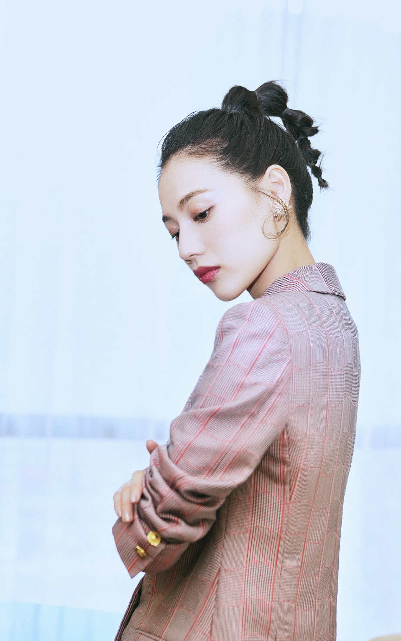 中国内地浙江临安女演员董琦清爽写真图片图片