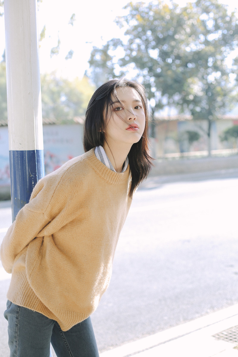 中国内地浙江临安女演员董琦清爽写真图片图片