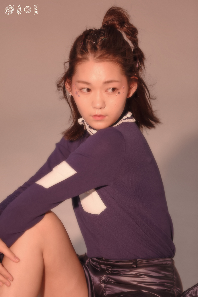 高清四川省成都女星火箭少女101段奥娟写真花絮图片图片
