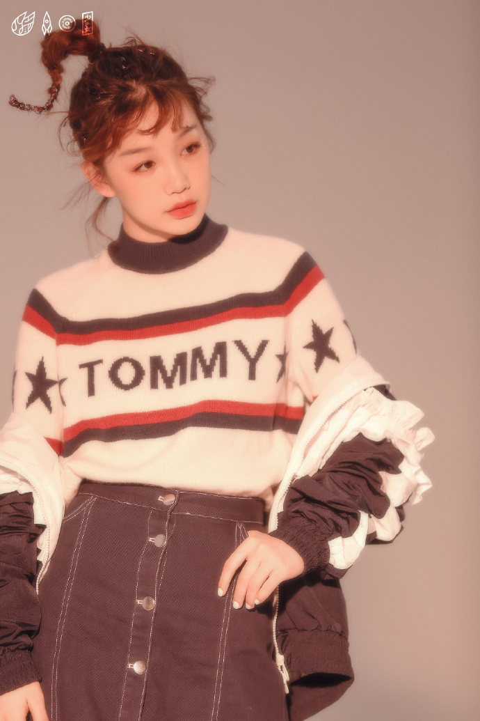 高清浙江美女女星火箭少女101徐梦洁写真花絮图片图片