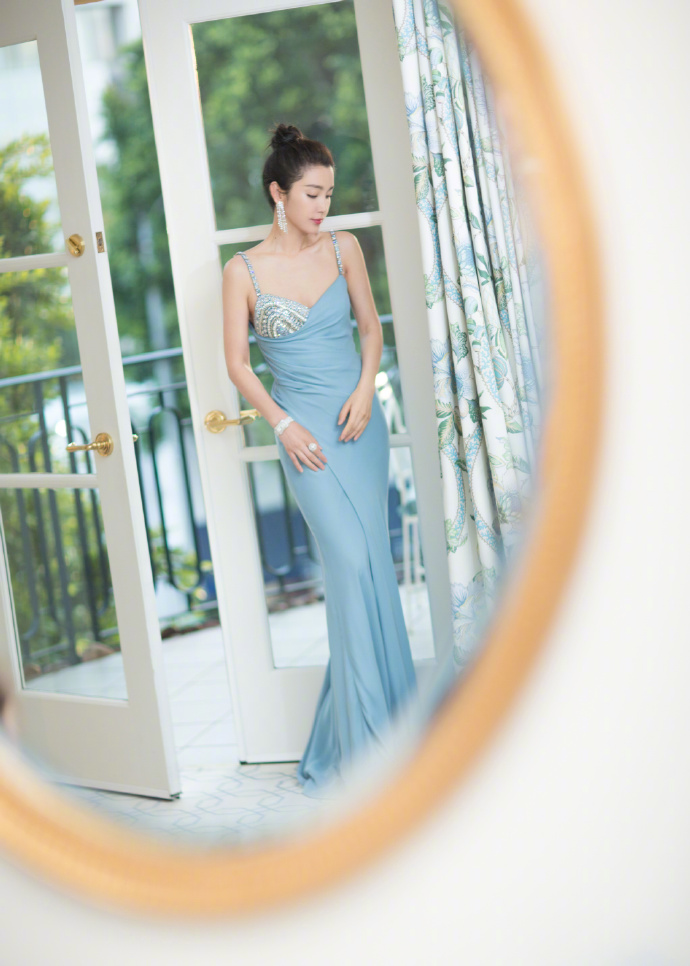 高清黑龙江省哈尔滨市无常女演员黑色迷人李冰冰美女明星高雅大气写真图片(二)图片