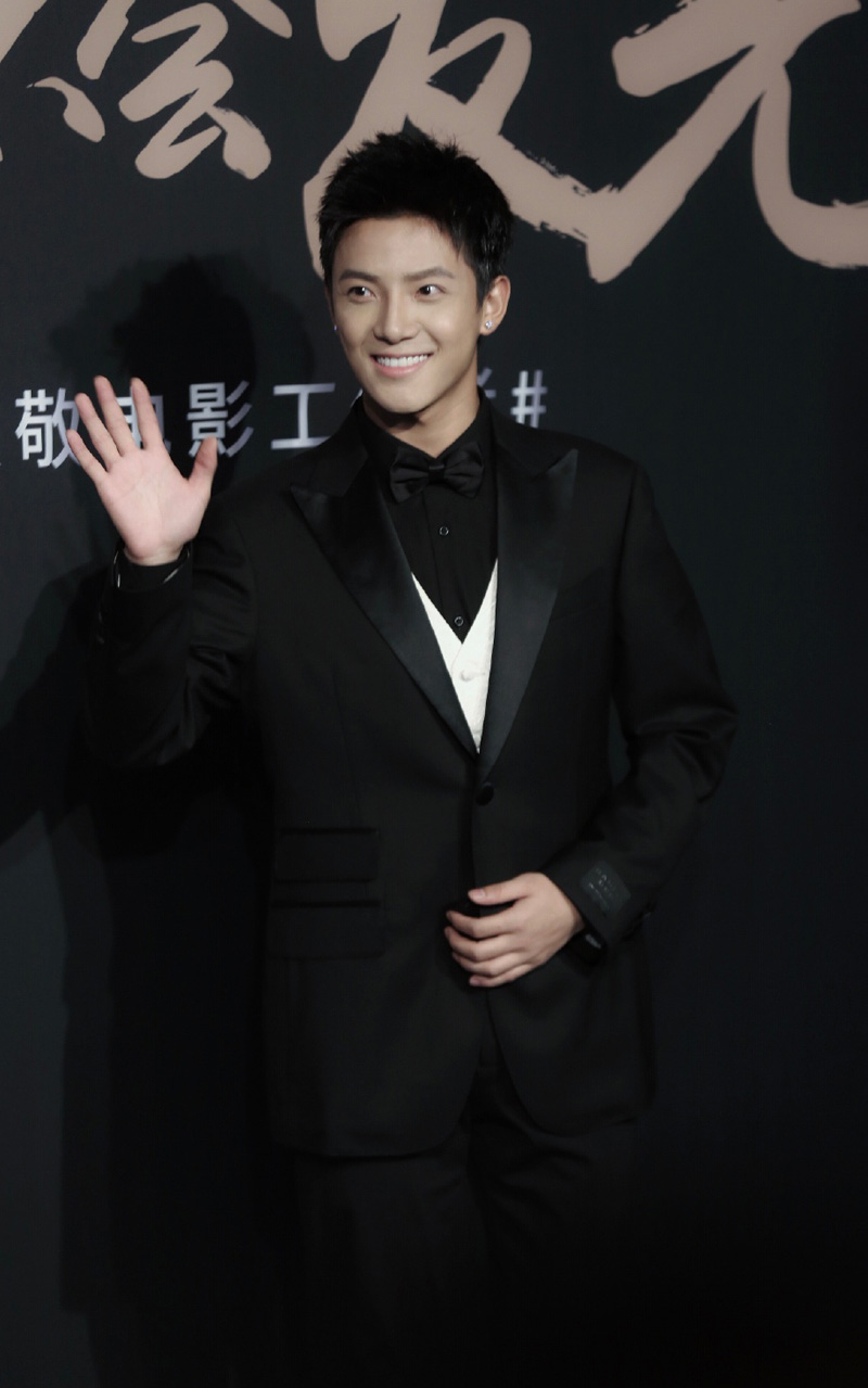 四川成都演员吴俊余帅气写真图片图片