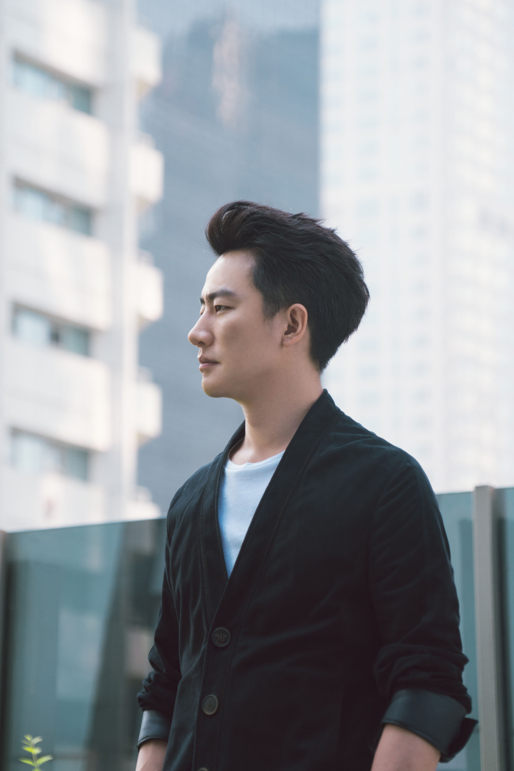 黄轩复古绅士范时尚杂志写真大片图片