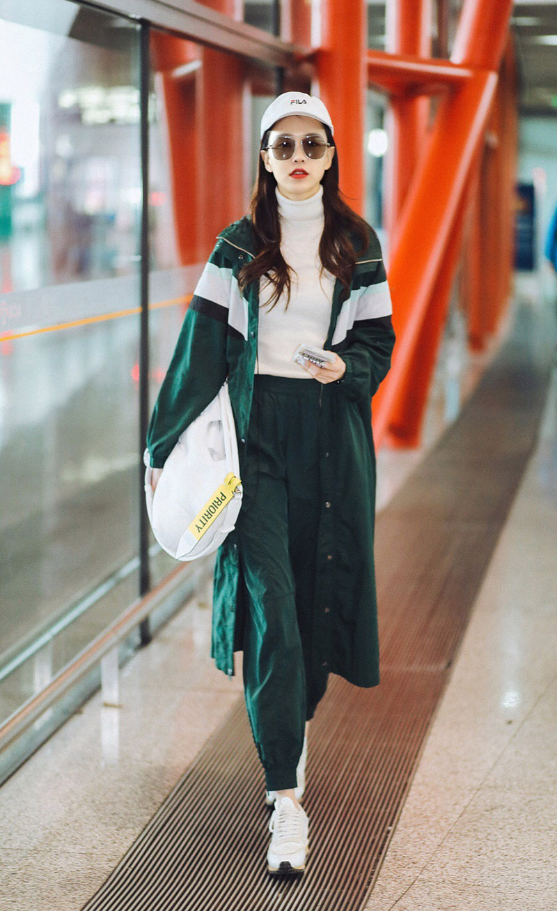 高清北京美女黄一琳休闲时尚机场照图片图片