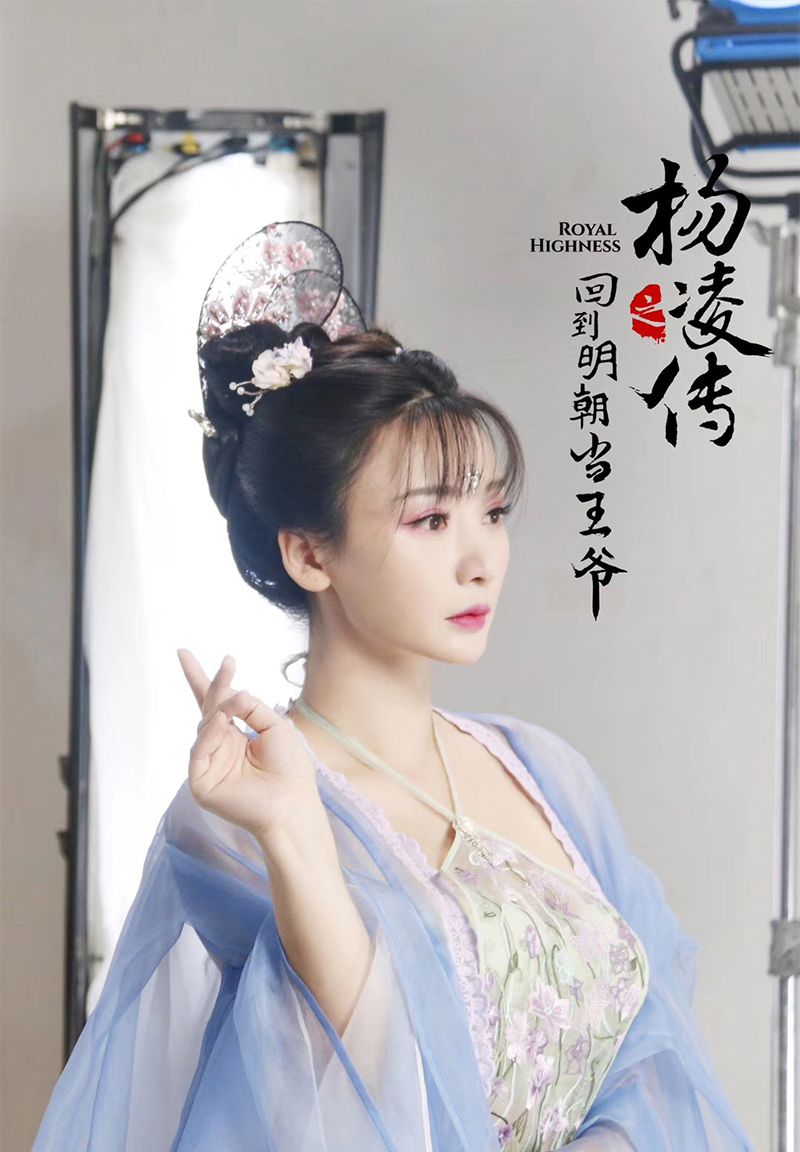 中国内地湖南衡阳女演员柳岩写真电脑桌面壁纸之网络美女图片