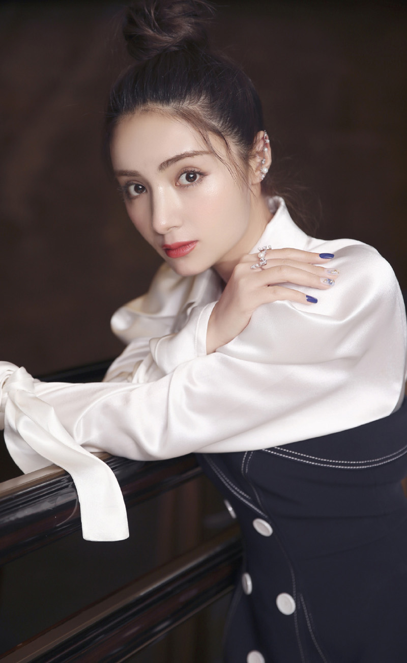 麦迪娜图片
