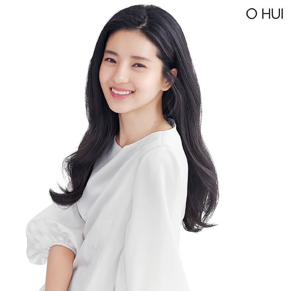 王婉娟图片