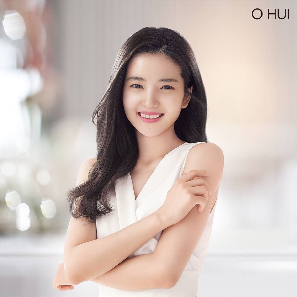 王婉娟图片