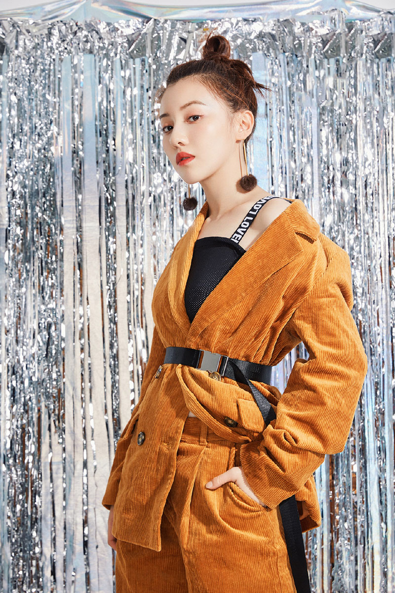 内地沈阳女演员佟梦实王鹤润《一念时光》海报图片图片