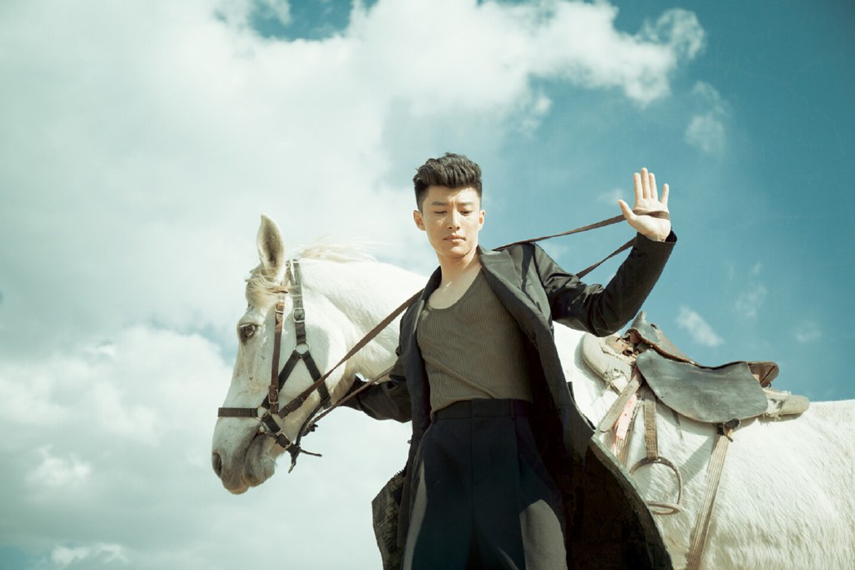 男星代旭图片