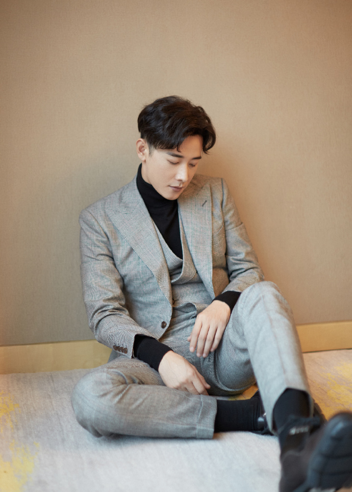 罗晋魅力型男冬日户外写真图片图片