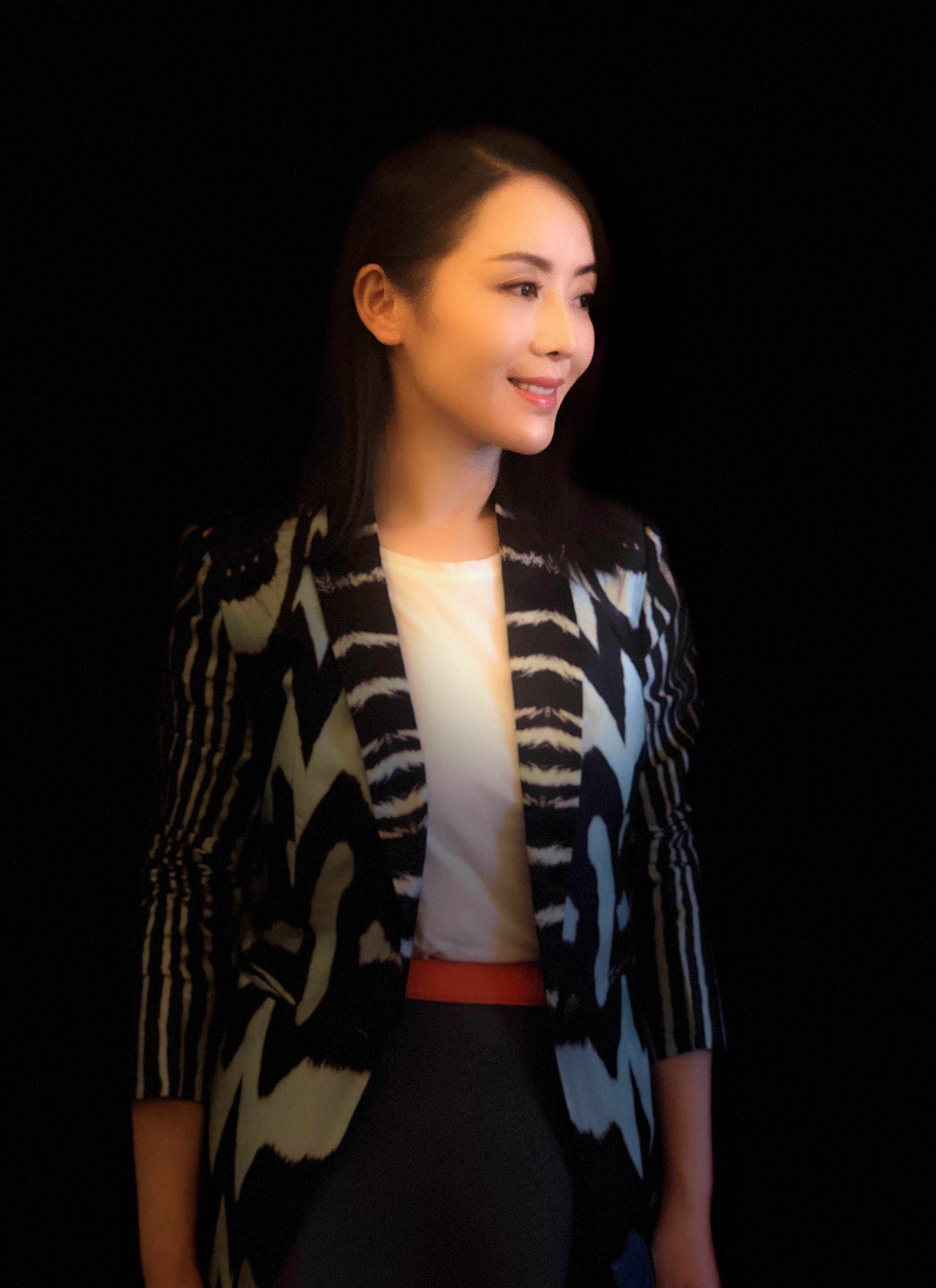 中国大陆四川成都女演员车永莉性感时尚甜美写真图片图片