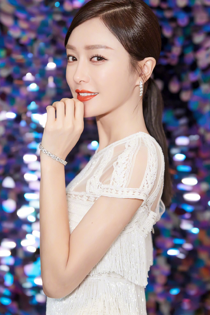 秦岚妙曼身姿古典性感写真图片图片