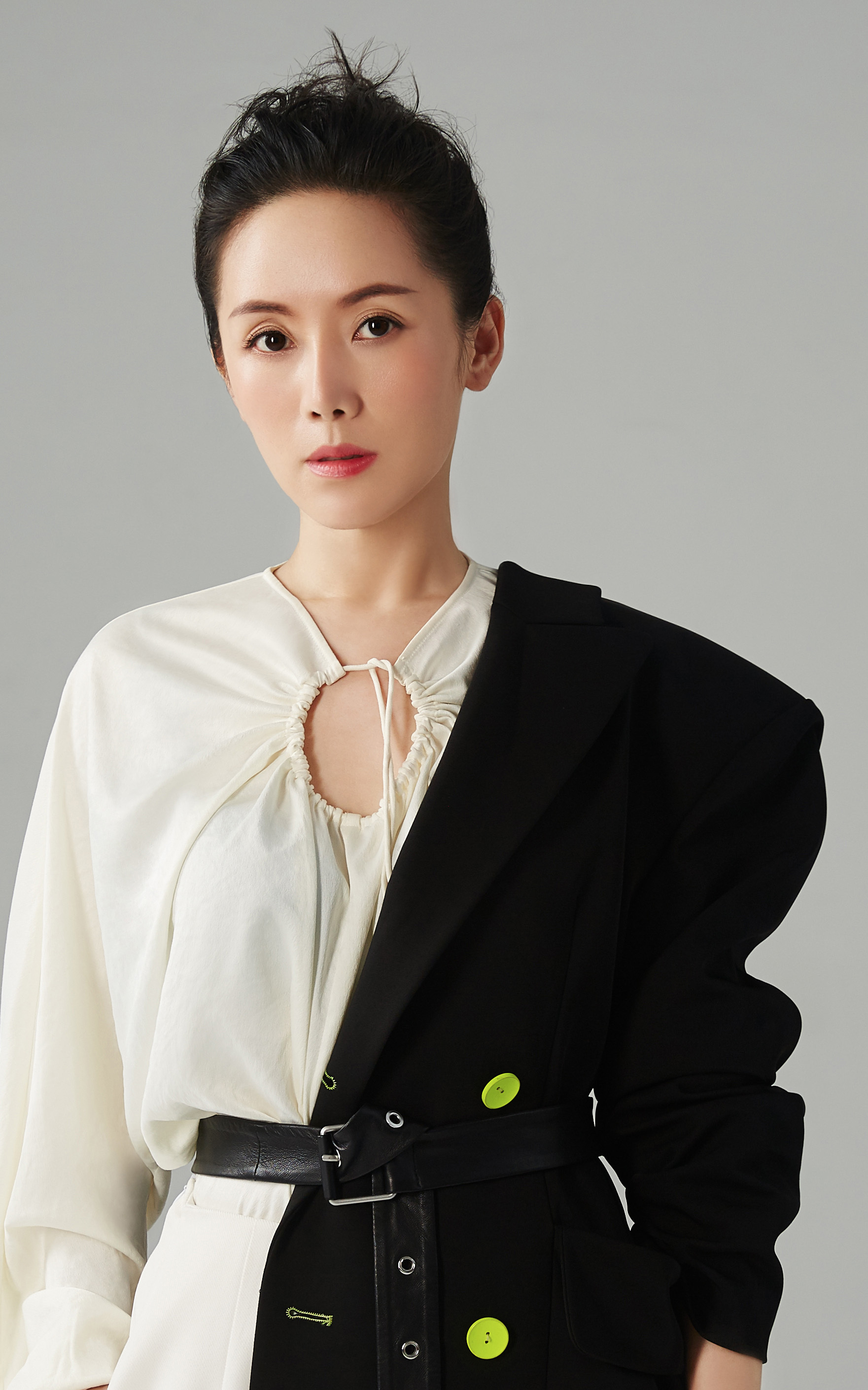 中国大陆四川成都女演员车永莉性感时尚写真图片图片