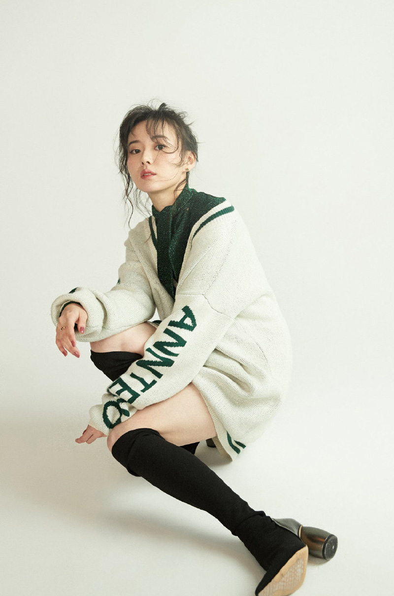 高清山东省青岛美女江铠同冷艳洋装小女人霸气时尚写真图片