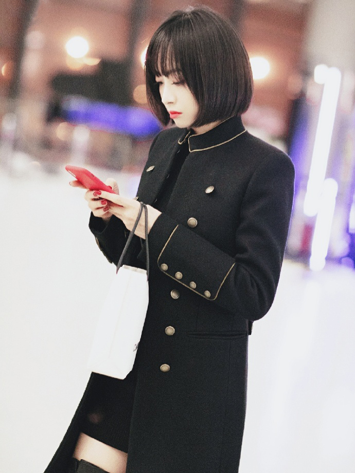 郭碧婷凌乱发型自拍写真图片图片