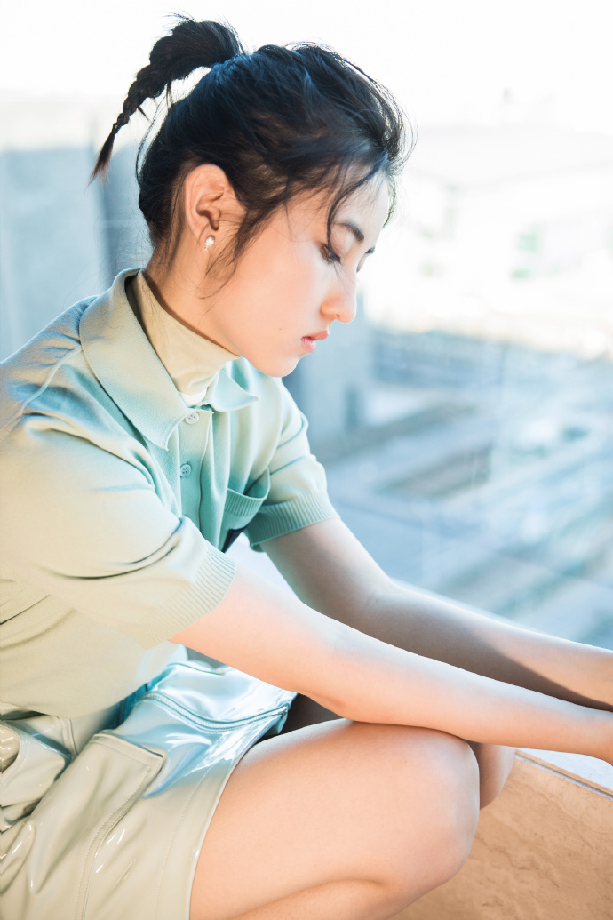 张子枫甜美粉嫩写真图片图片