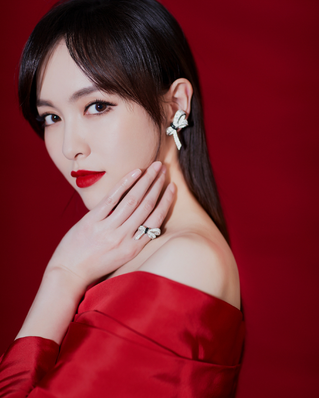 高清中国内地影视上海市女演员唐嫣窦骁《时间都知道》最新剧照图片图片