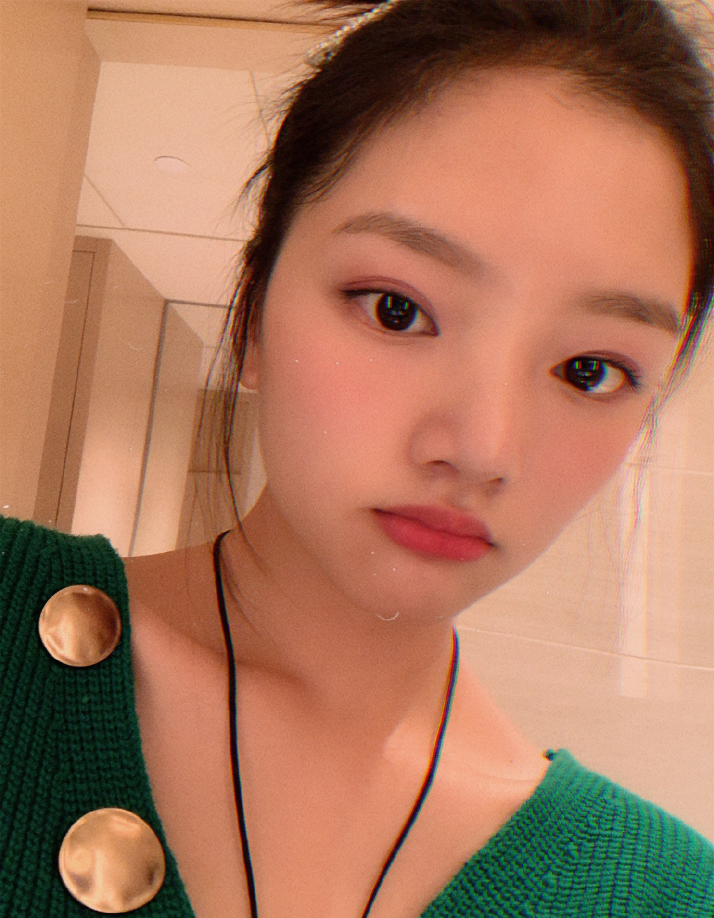 高清性感湖南美女任敏章鱼辫俏皮写真图片图片