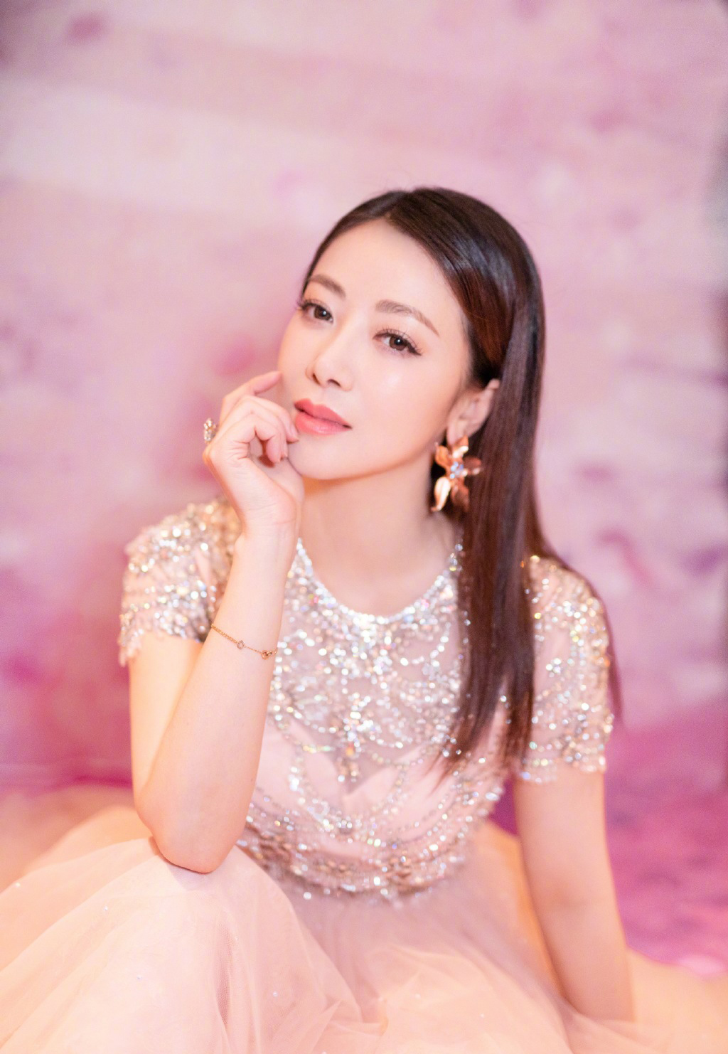 陈紫函图片