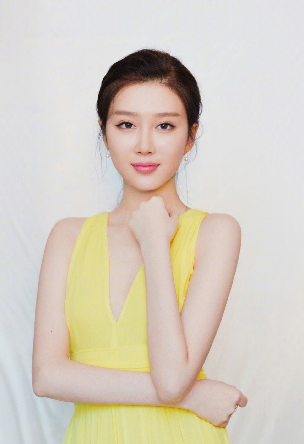 高清演员美女明星于子洋小清新性感图片图片