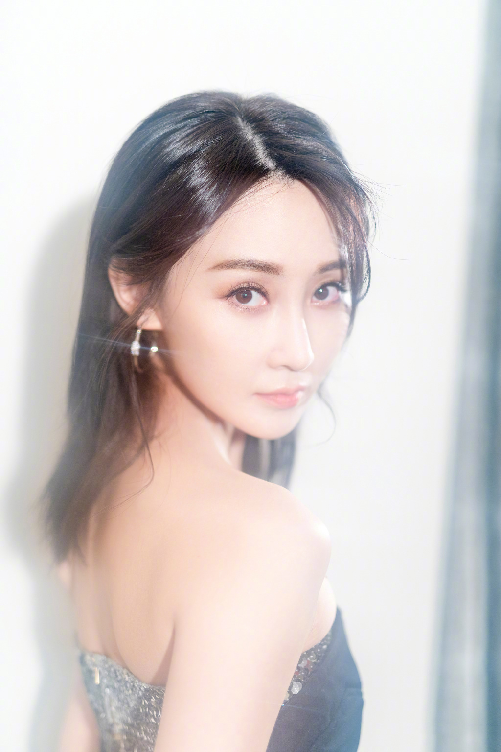 中国内地辽宁省大连女演员林鹏性感妩媚活动写真图片图片
